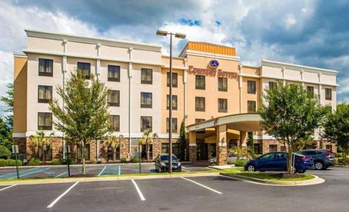 Comfort Suites