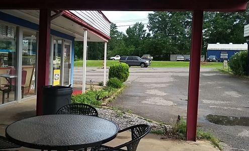 The Inn Motel & Restaurant