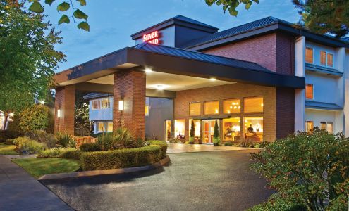 Silver Cloud Hotel - University District