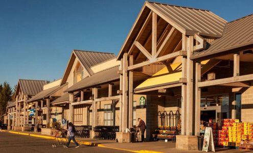 Klahanie Shopping Center