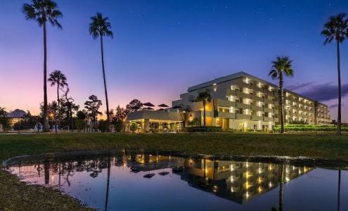 Palazzo Lakeside Hotel