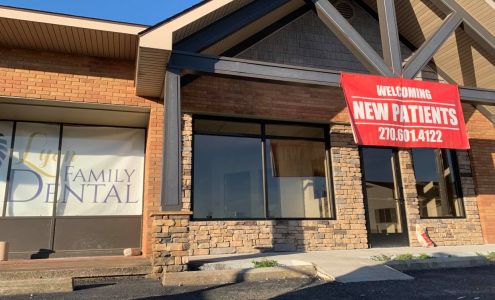 Lyon Family Dental 252 E Commerce St, Eddyville Kentucky 42038