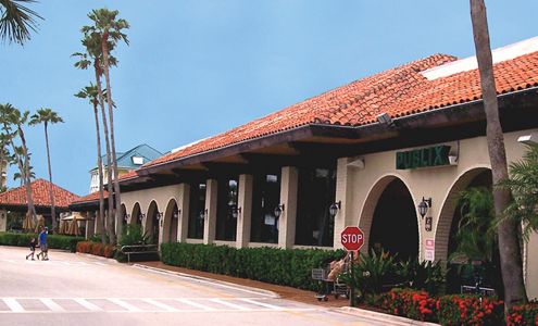 Bluffs Square Shoppes