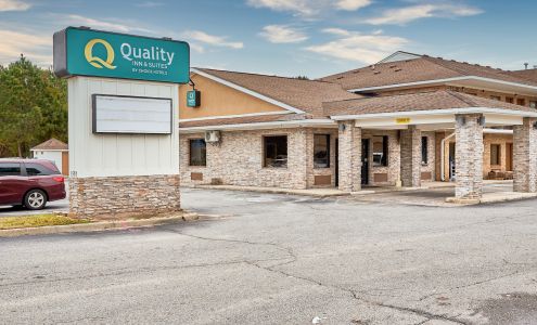 Quality Inn & Suites