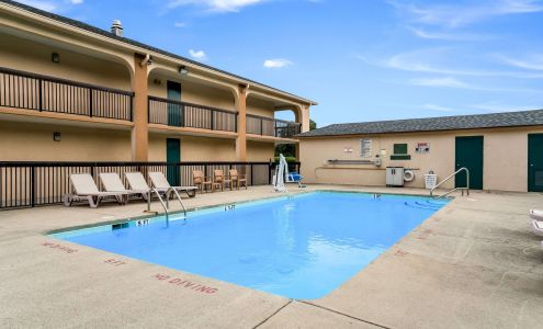 Quality Inn North Battleboro