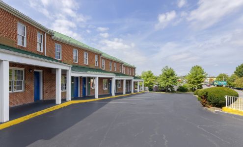 Quality Inn Waynesboro - Skyline Drive