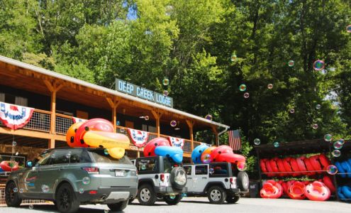 Deep Creek Lodge & Tube Outpost