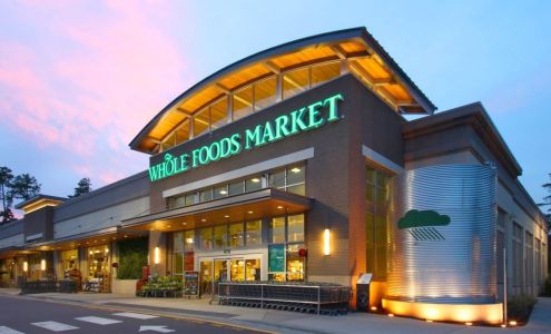 Market at Colonnade Center