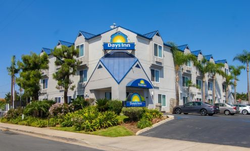 Days Inn by Wyndham Carlsbad