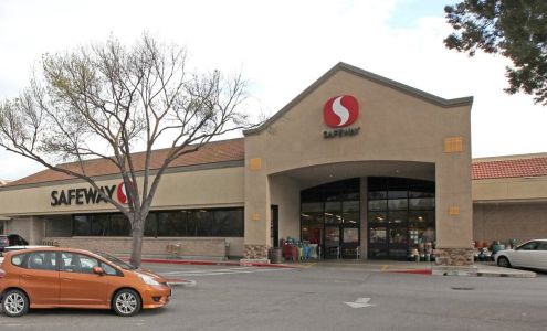 Mariposa Shopping Center