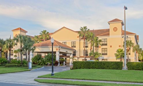 Holiday Inn Express & Suites Clearwater North/Dunedin, an IHG Hotel