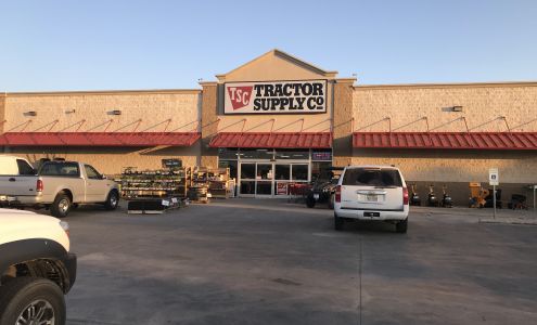 Tractor Supply Castroville