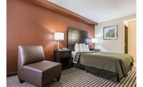 Quality Inn Mount Vernon, IL