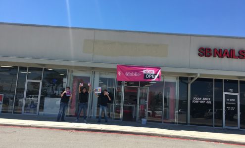 T-Mobile Authorized Retailer