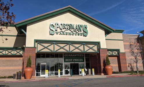 Sportsman's Warehouse