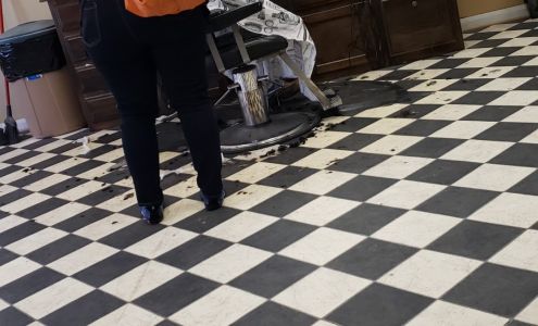 Tripp's Barber Shop 5125 3rd Ave, Eastman Georgia 31023