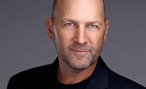 Michael Freiwald- Realestate agent with VIP realestatecompany