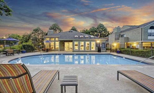 Waterfield Court Apartment Homes