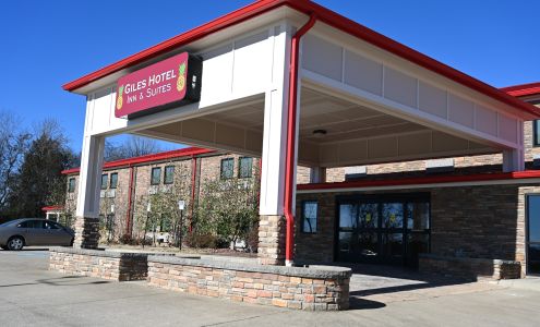 Giles Hotel Inn & Suites