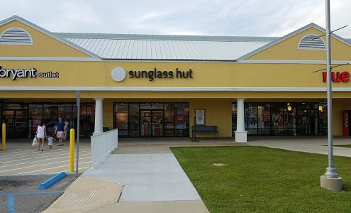 Sunglass Hut