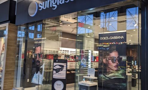 Sunglass Hut