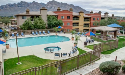 Oro Vista Apartments