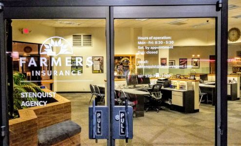 Farmers Insurance - Danielle Stenquist