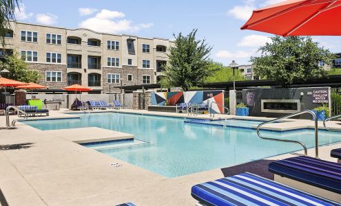 Luxe Scottsdale Apartments