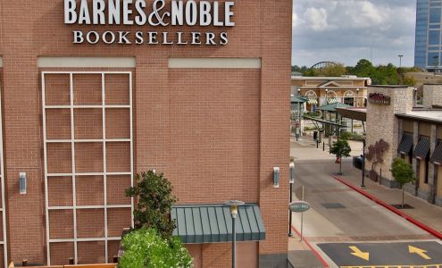 Barnes & Noble