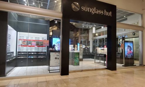 Sunglass Hut at Macy's
