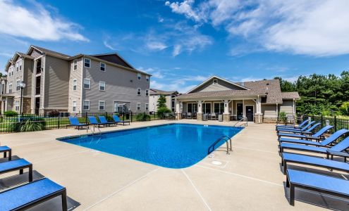 Willow Creek Apartment Homes