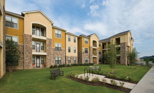 University House Fayetteville