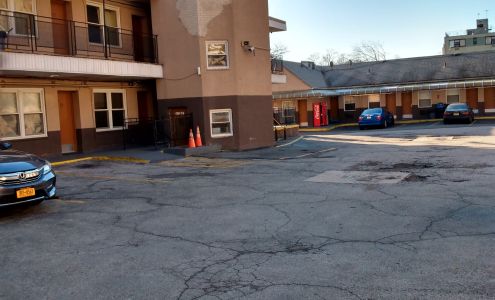 Van Cortlandt Motel