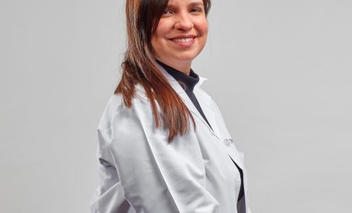 Starling Physicians: Evelyne Sousa, MD