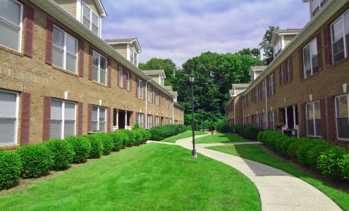 Short Hills Club Village