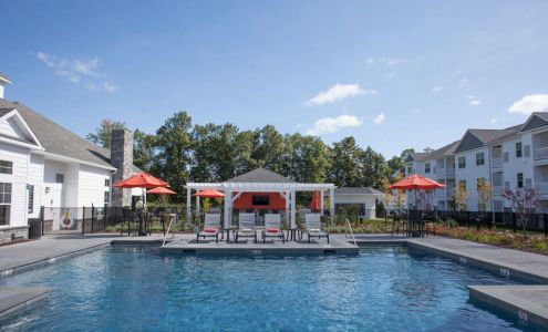 The Pointe at Dorset Crossing