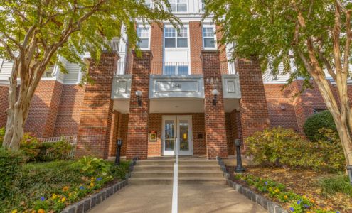 Elizabeth Sachero-Perez