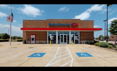 Bank of America (with Drive-thru ATM)