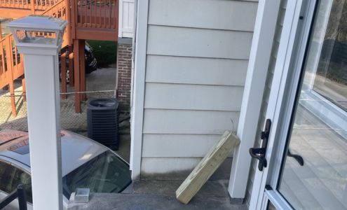 Eyes&Lees Construction