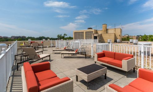 Calvert Woodley Apartments