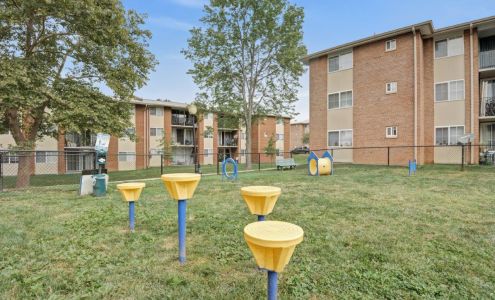 Willow Run at Mark Center Apartment Homes