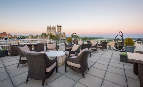 Alban Towers Apartments