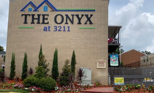 The Onyx at 3211