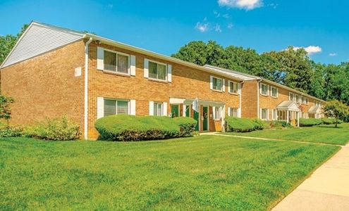 Orchard Court Apartments