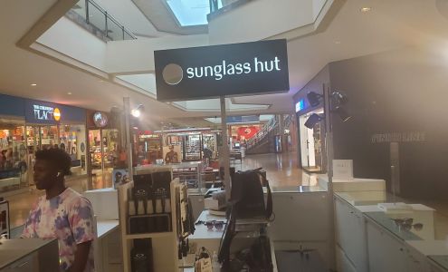 Sunglass Hut