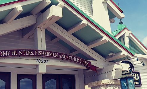 Sunglass Outfitters by Sunglass Hut