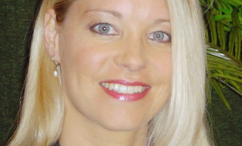 Estero Eyecare, LLC, Elizabeth M. Gearing, OD, owner/optometrist