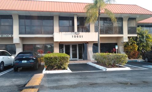 Aesthor E. Bombino, MD PA/Curitiva Medical Clinics