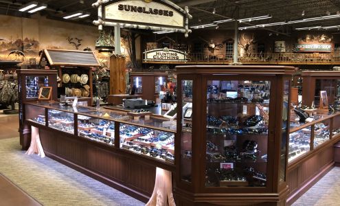 Sunglass Outfitters by Sunglass Hut