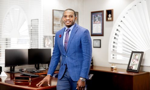 Corey Small - Farmers Insurance Agency